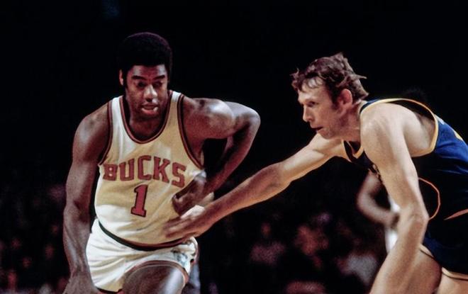 一名记者透 一名记者透